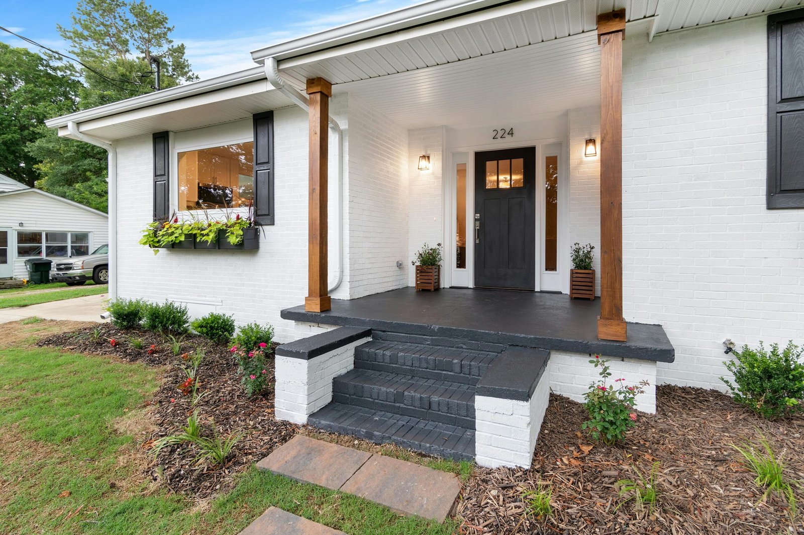Exterior Home Remodeling Curb Appeal: Smart Ways to Transform Your Home’s First Impression